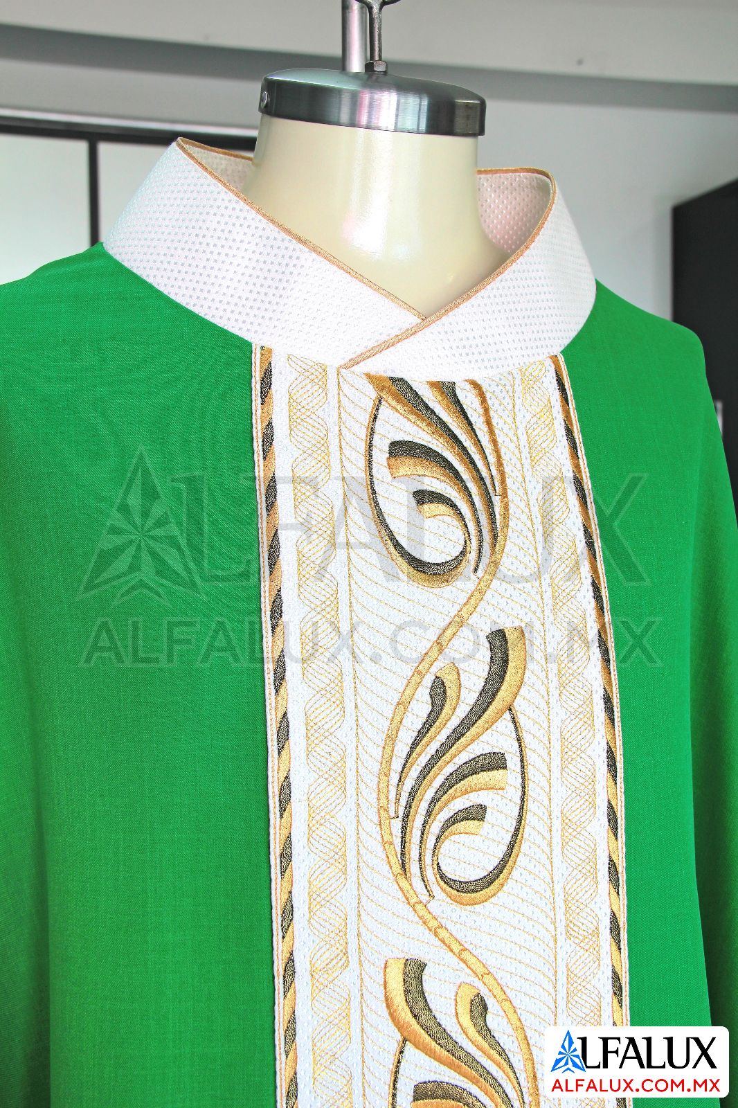 01 FUENTE Casulla Alfalux Verde Bandera 012 (3)